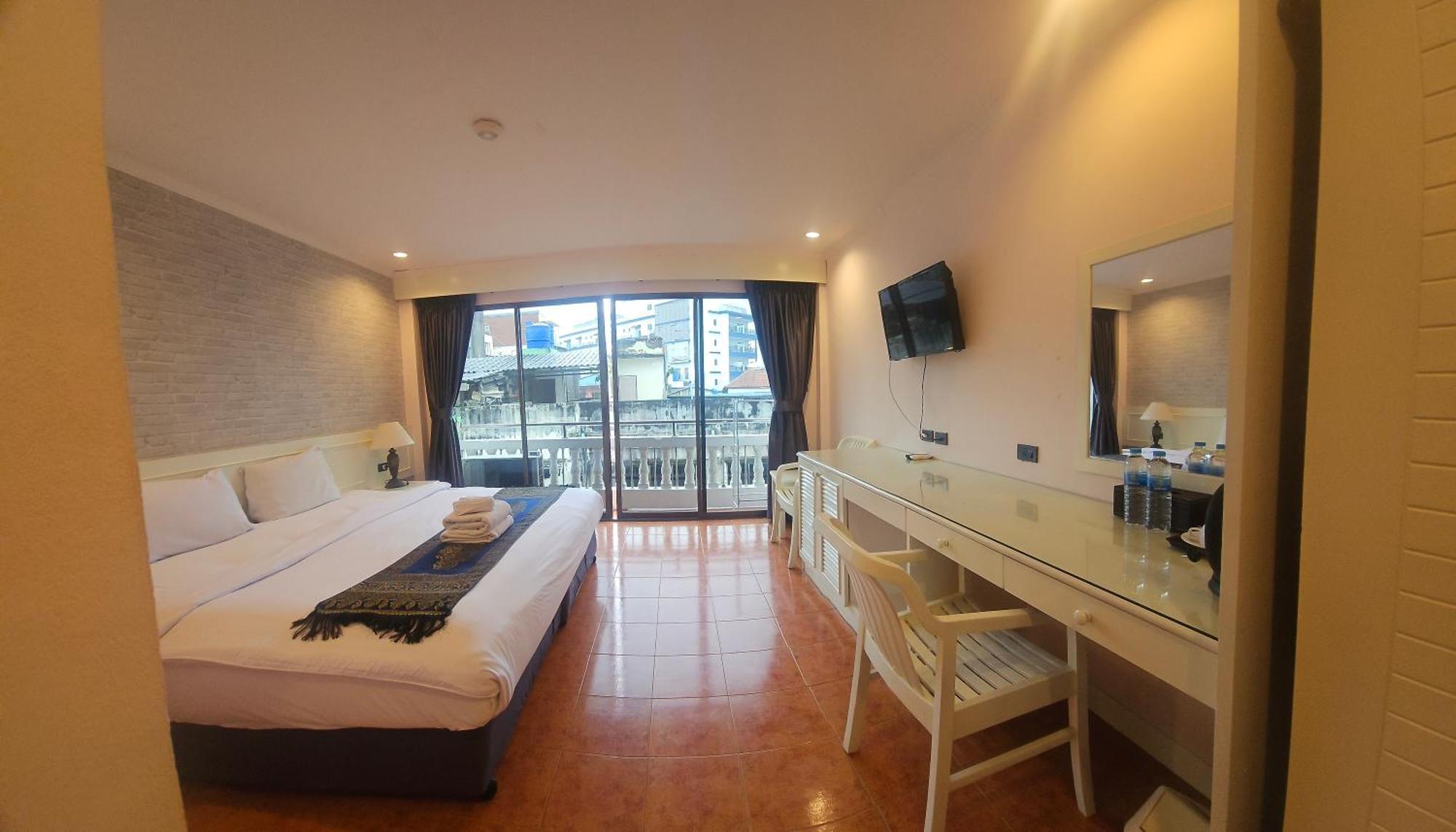 Patong Central Residence & Apartment ภายนอก รูปภาพ